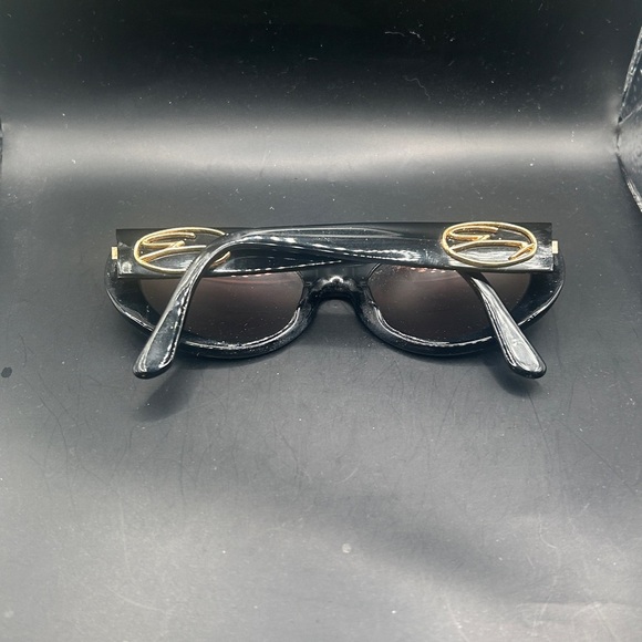 Christian Lacroix Sunglasses Black (prescription) women’s - Picture 4 of 12